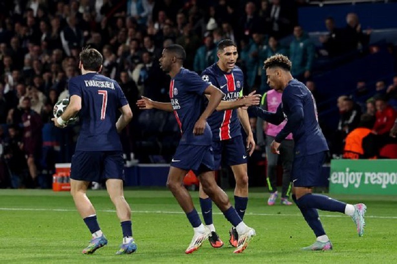 ballon basket nike recycled dominate move to zero